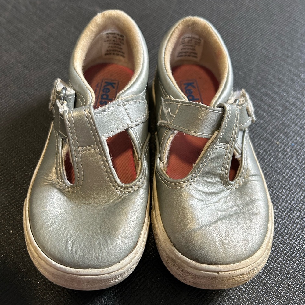 Keds Kids Silver Shoes size 6.5
